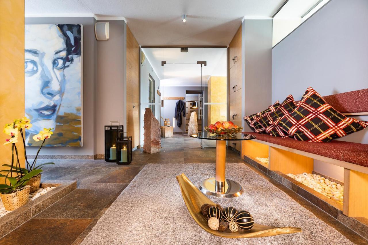 Hotel Innsbruck Bagian luar foto
