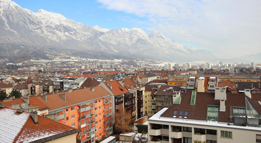 Hotel Innsbruck Bagian luar foto