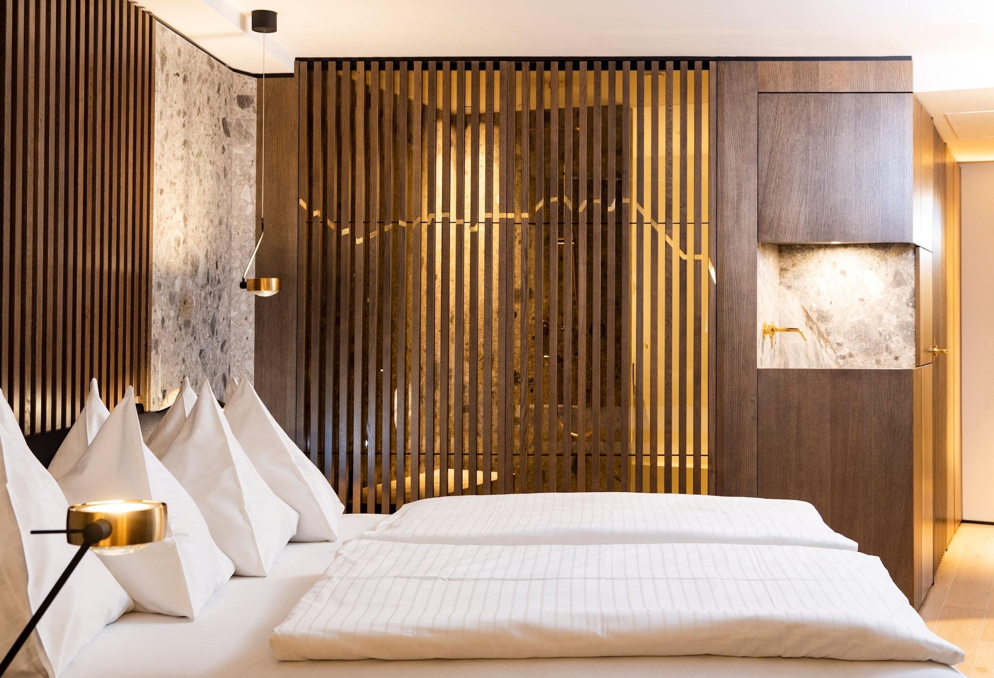 Hotel Innsbruck Bagian luar foto