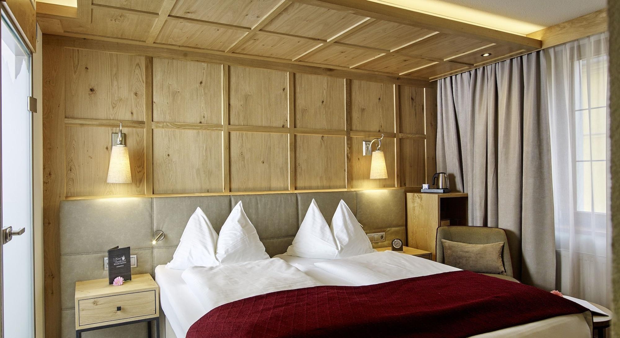Hotel Innsbruck Bagian luar foto