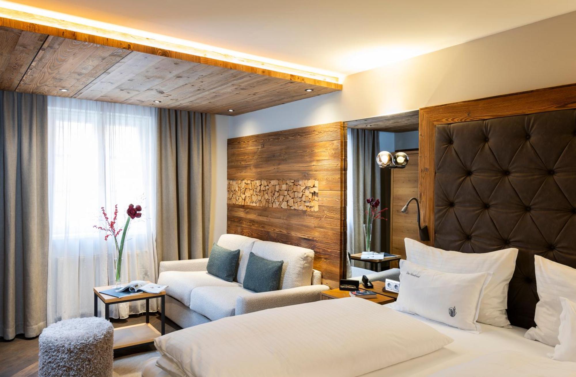 Hotel Innsbruck Bagian luar foto
